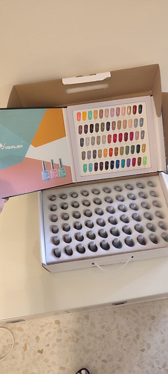 60 pinturas de Uñas Venalisa VIP2