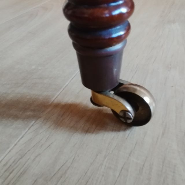 Mesa centro caoba madera maciza y cristal