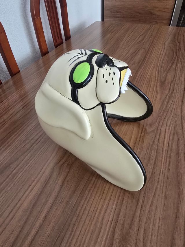 Máscara Perro Capitán Garp. One piece serie.