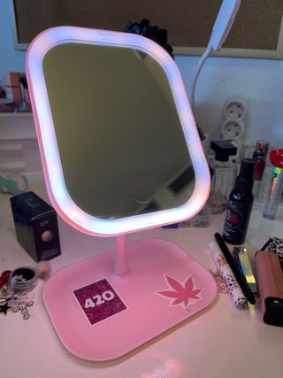 Espejo LED rosa maquillaje