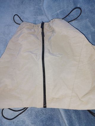 Top corto deportivo beige