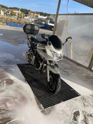 Moto Suzuki Bandit 650S