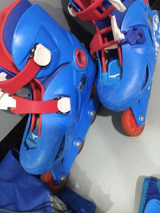 Patines, casco y protecciones niño