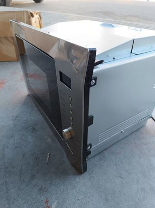  Microondas de encastre con grill, 25 L, 900 W