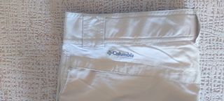 Pantalón corto Columbia beige mujer