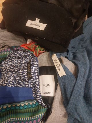 Lote ropa mujer: de 18 prendas