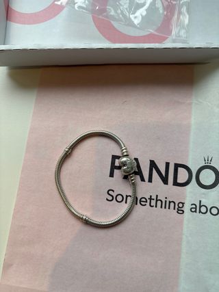 Pulsera Pandora Moments plata