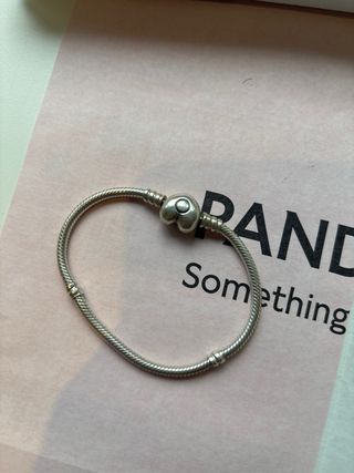 Pulsera Pandora Moments plata