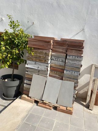 Azulejos pared Gris Claro 50m2 aprox