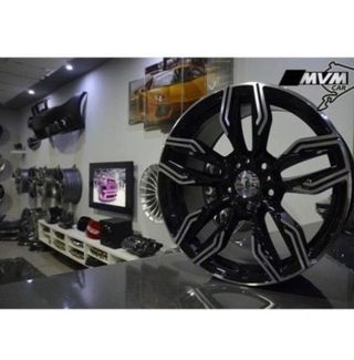 Juego de 4 Llantas 18 M6 New GR Black BM048