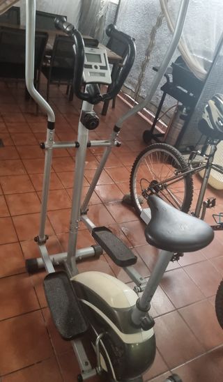 Elíptica BH Fitness - Bicicleta estática