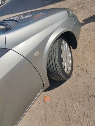 Nissan Primera 2006