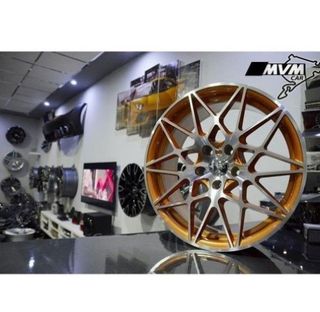 Juego de 4 Llantas 19 M4 GTS Gold BM040