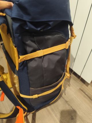 Mochila Quechua Forclaz 50 Azul-Amarilla