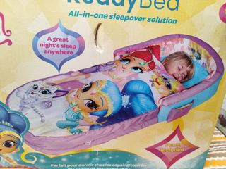 Cama hinchable niña