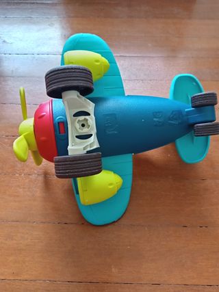 Avión de juguete para montar