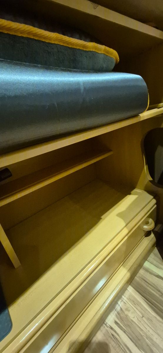 Mesa ordenador/TV madera