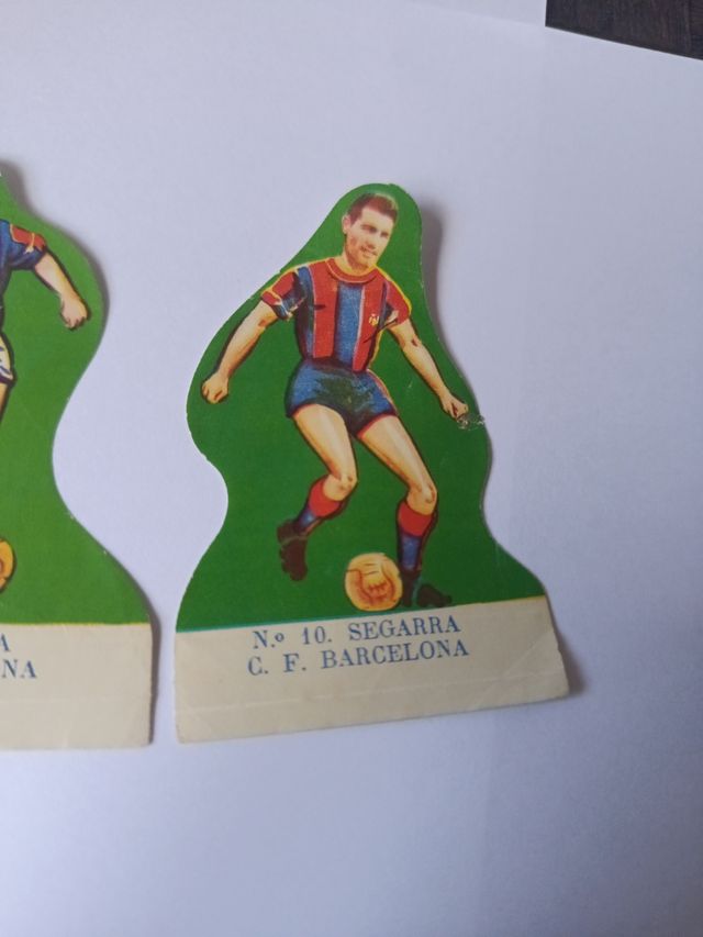 2 cromos  Segarra, García Barça troquelados