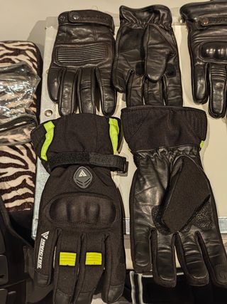 Guantes moto Alpinestars , Invictus , dainese.