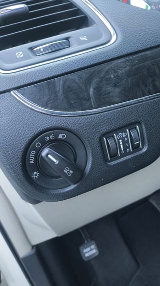 Lancia Voyager 2012