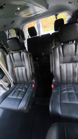 Lancia Voyager 2012