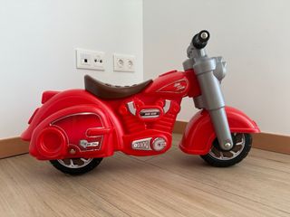 Moto infantil Little Tikes