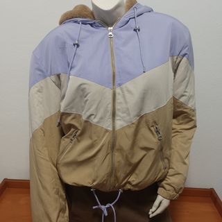 Anorak Bershka S/M - capucha