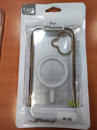 Funda iPhone 16 transparente