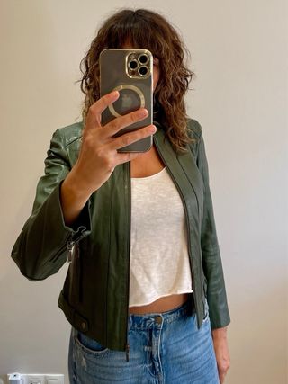 Cazadora piel Naf Naf verde oliva