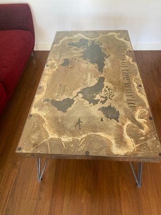Mesa de centro con mapa mundo