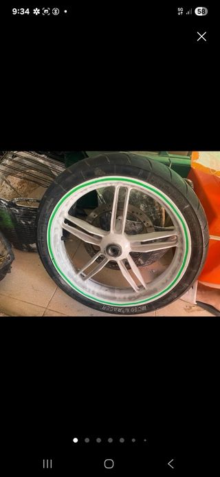 Llanta con neumatico y disco delantero TZR 50