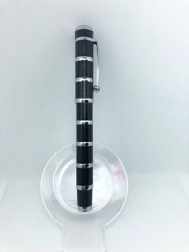 Penna Baoer a Sfera con pietra nera