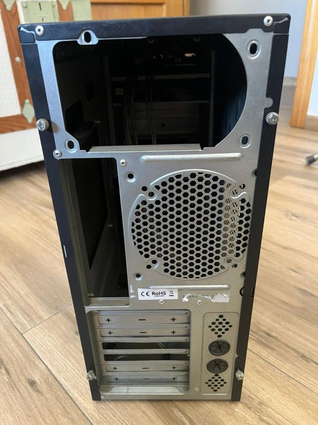 Torre PC ATX DVD