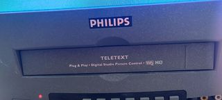Televisor retro Philips con VHS integrado Colecció