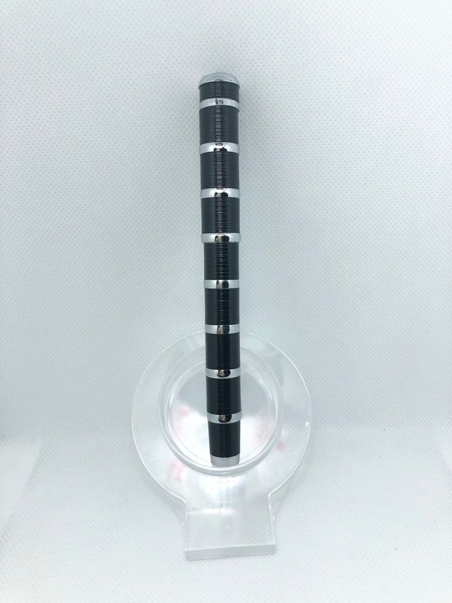 Elegante penna a sfera Baoer con pietra bianca