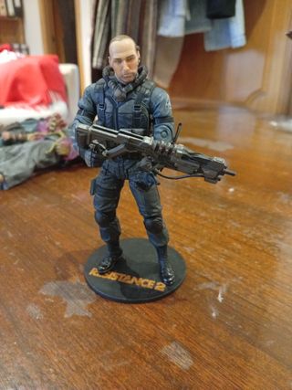 Figura Resistance 2