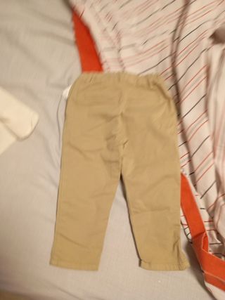 Pantalón niño beige talla 98