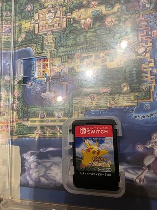 Pokémon Let's Go Pikachu - Nintendo Switch