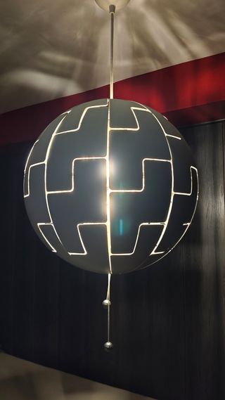Lampara Ikea - Estilo Death Star