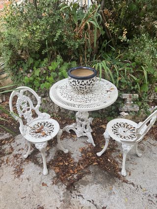 Conjunto jardín vintage blanco