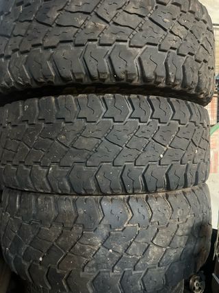 Neumáticos 285/70-17 116/113S usados