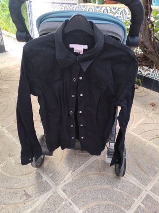 Camisas preciosas. 
