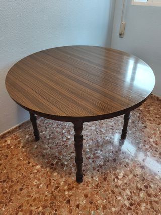 Mesa comedor extensible marrón