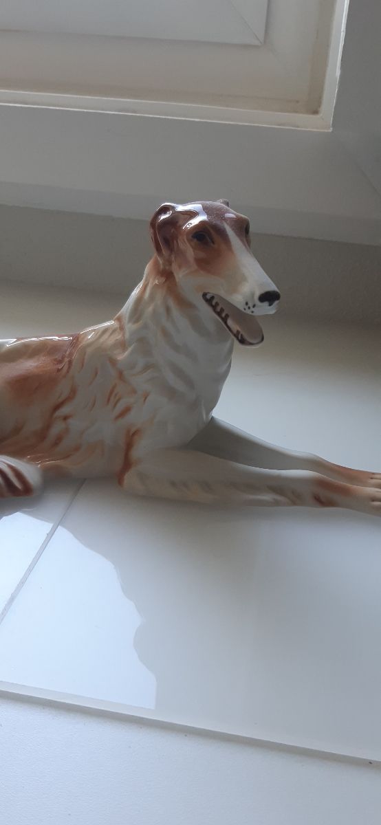 Galgo de cerámica