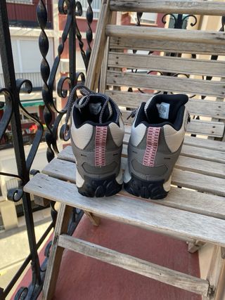 Botas montaña Merrell