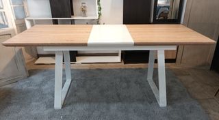 MESA NORDICA EXTENSIBLE Y (6) SILLAS TOWER. OFERTA