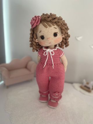 Muñeca amigurumi crochet