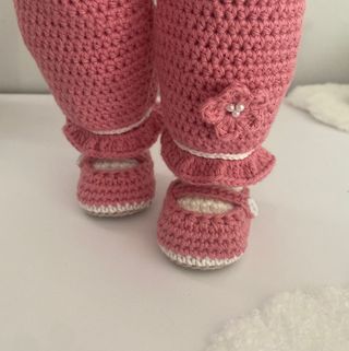 Muñeca amigurumi crochet