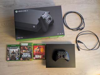 Xbox One X 1TB 4K + 3 juegos