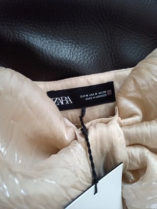Top Zara beige con lazo